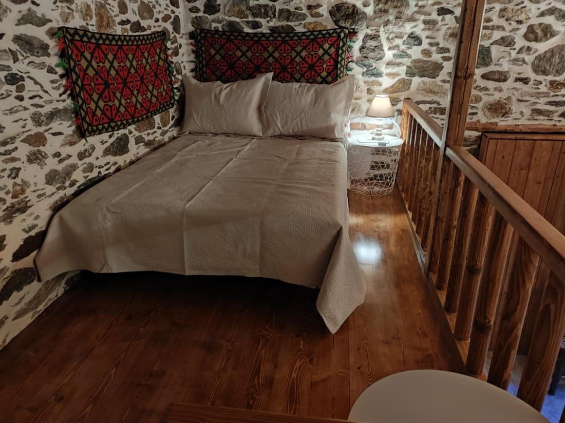 Πέτροκτιστο Σπίτι. Stone House Villa Karystos  Eksteriør billede