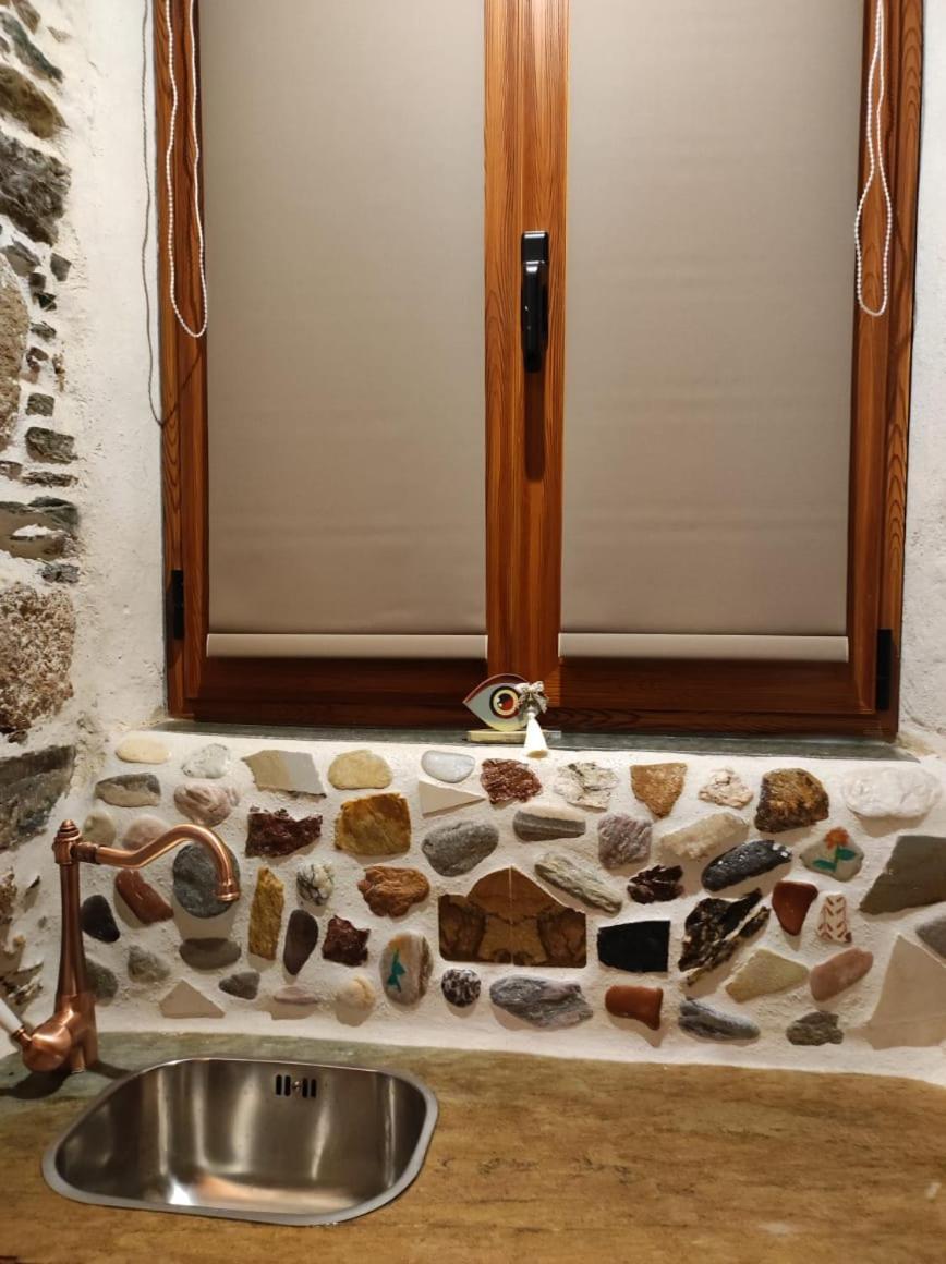 Πέτροκτιστο Σπίτι. Stone House Villa Karystos  Eksteriør billede